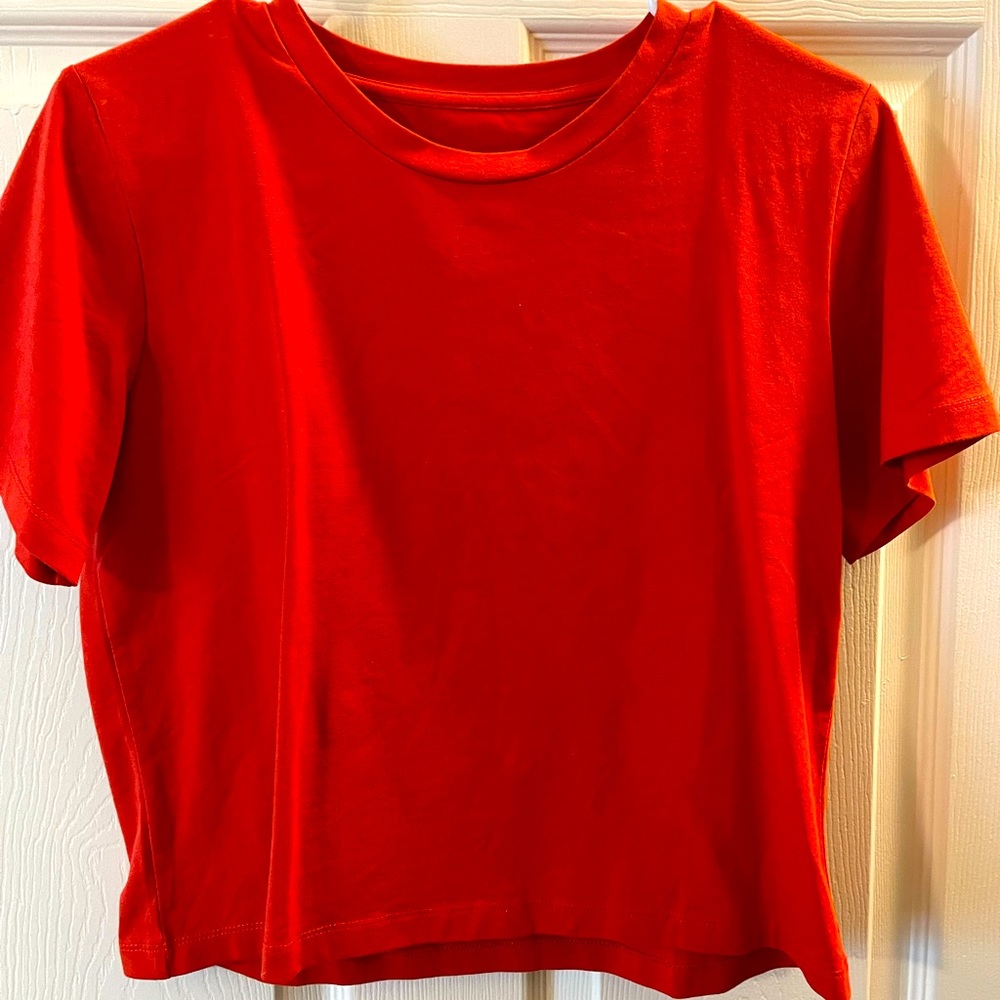 Tee shirt